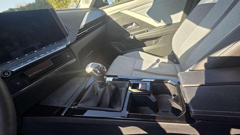 Gebraucht Opel Astra Elegance 110 PS (80 kW) 2023 Limousine