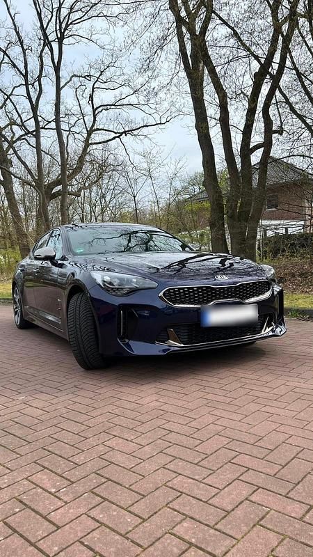 Gebraucht Kia Stinger GT 366 PS (269 kW) 2020 Blau Kleinwagen