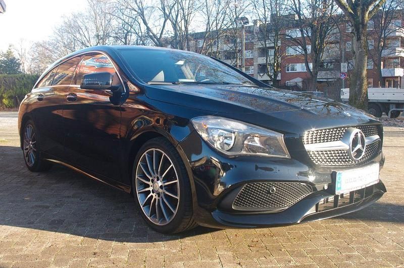 Gebraucht Mercedes CLA200 136 PS (100 kW) 2016 Schwarz Limousine
