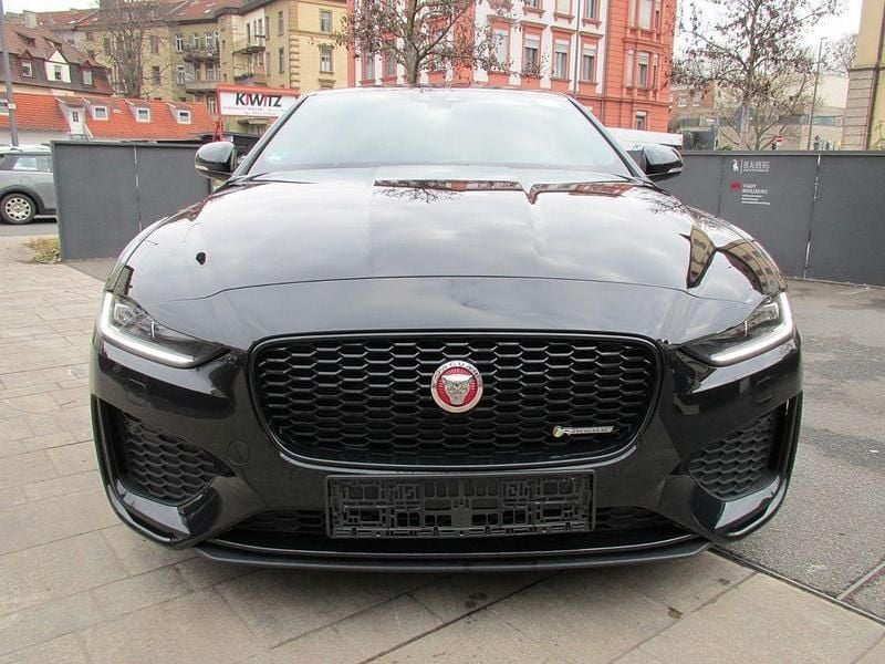 Gebraucht Jaguar XE R-Dynamic 179 PS (131 kW) 2020 Schwarz Limousine