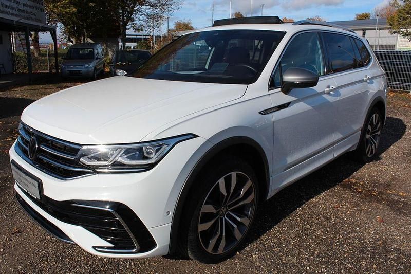 Weiß Gebraucht 2022 VW Tiguan SUV | 35.795 € (Teuer) - Bild 1/4