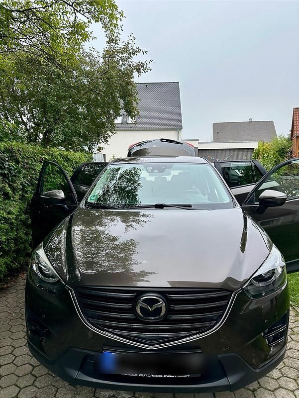 Braun Gebraucht 2016 Mazda CX-5 SUV | 13.999 € (Etwas zu teuer) - Bild 1/4