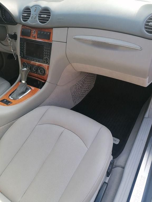 Gebraucht Mercedes CLK320 Elegance 218 PS (160 kW) 2004 Schwarz Coupé