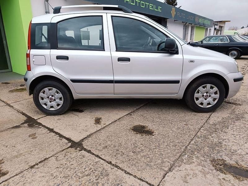 Occasion Fiat Panda 69 ch (50 kW) 2011 Argent Citadine