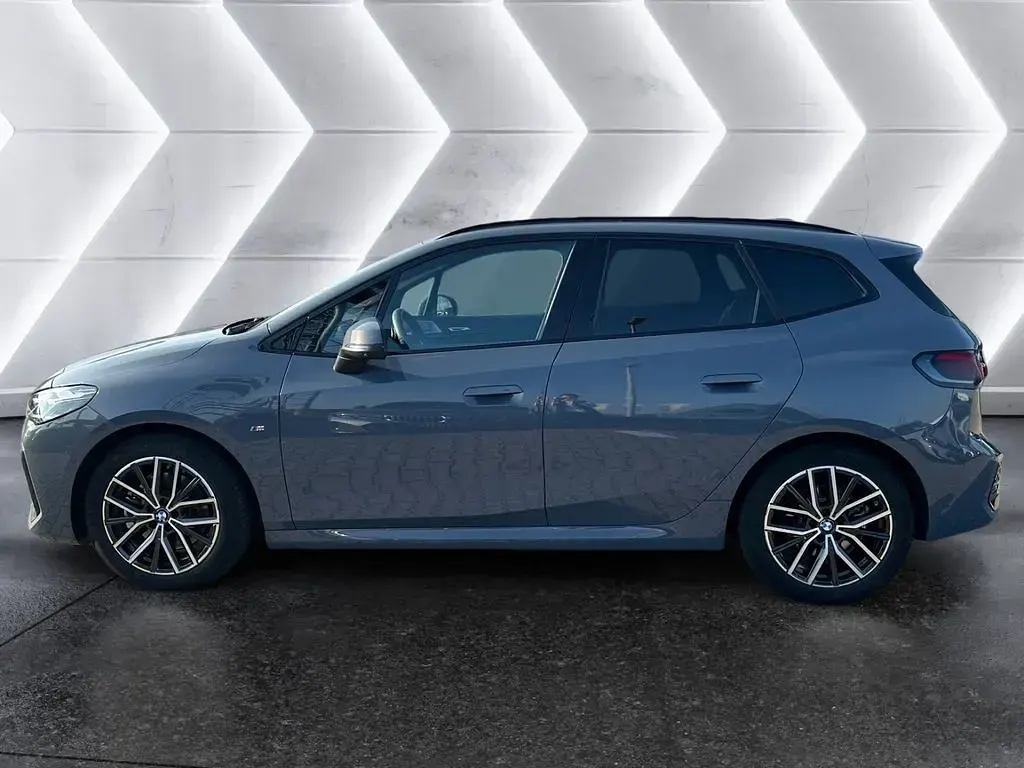 Gebraucht BMW 223 Active Tourer M Sport 218 PS (160 kW) 2025 Grau Van / Kleinbus