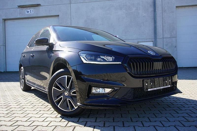 Schwarzmagic perleffekt Gebraucht 2024 Skoda Fabia Monte Carlo Kleinwagen | 19.850 € (Guter Preis) - Bild 1/4