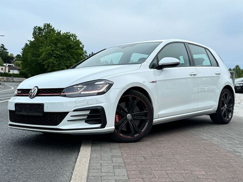 Weiß Gebraucht 2019 VW Golf VII GTI Limousine | 22.500 € (Guter Preis) - Bild 1/2
