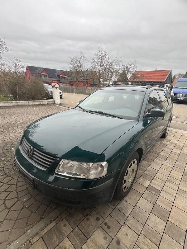 Gebraucht VW Passat Basis 110 PS (80 kW) 1998 Grün Kombi