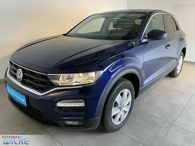 Gebraucht VW T-Roc Basis 116 PS (85 kW) 2020 Blau SUV