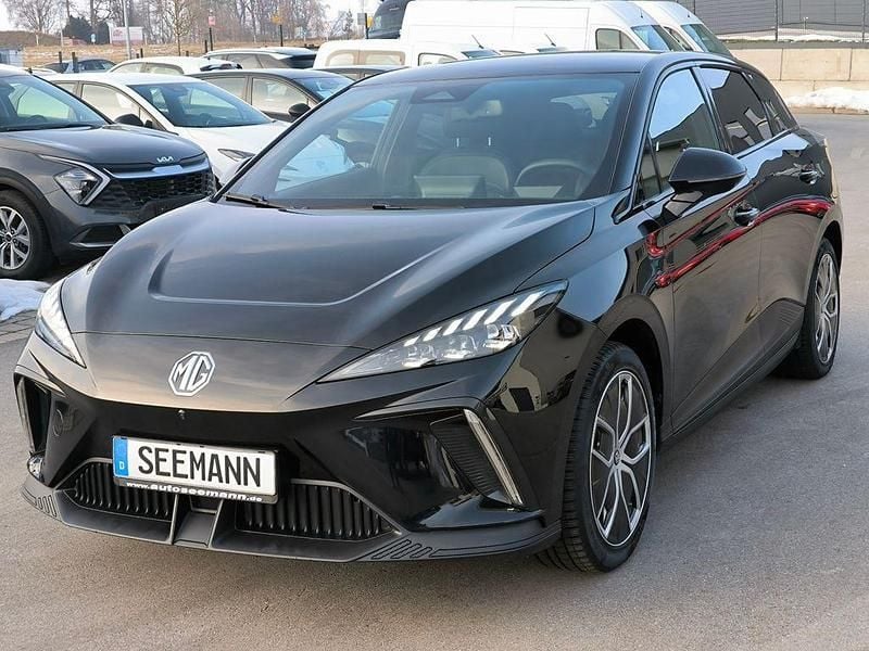 Gebraucht MG MG4 EV Luxury 150 kW (204 PS) 2023 Schwarz Kleinwagen