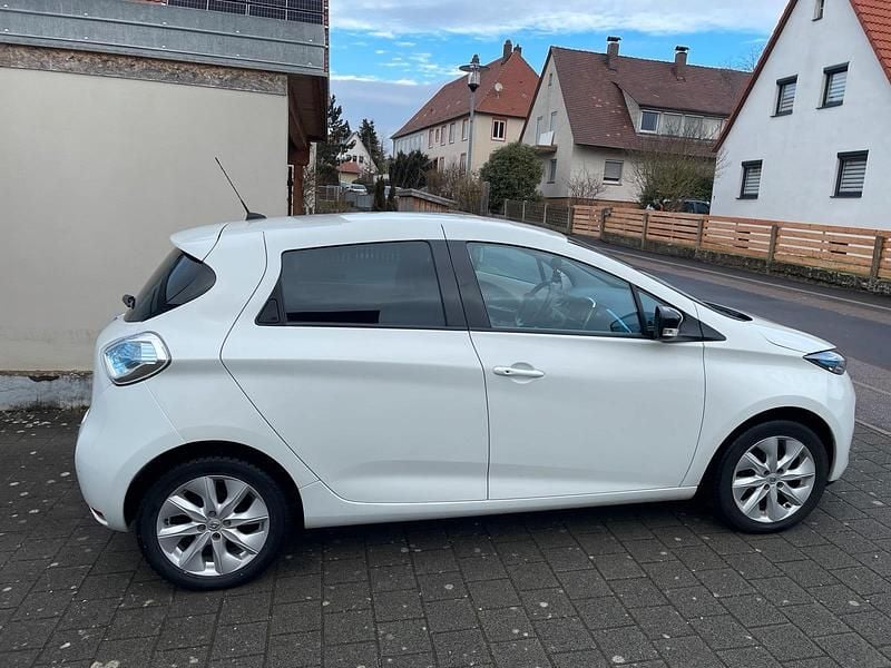 Weiß Gebraucht 2014 Renault Zoe Kleinwagen | 4.200 € (Superpreis) - Bild 1/4