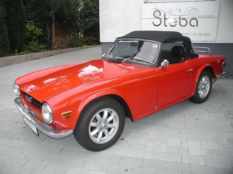 Schwarz Gebraucht 1972 Triumph TR6 Cabrio | 23.900 € - Bild 1/4