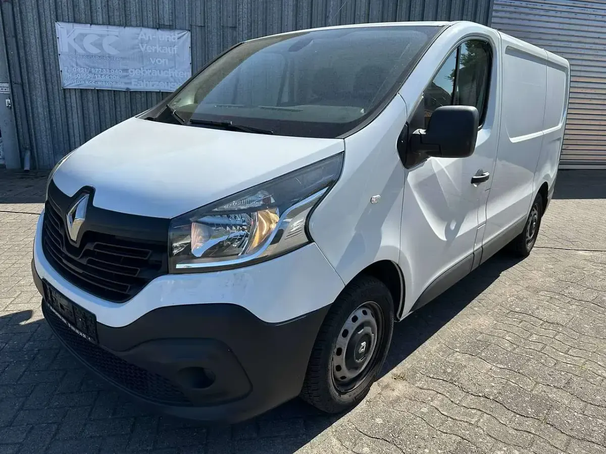 Gebraucht Renault Trafic Komfort 120 PS (88 kW) 2019 Gletscherweiss Van / Kleinbus