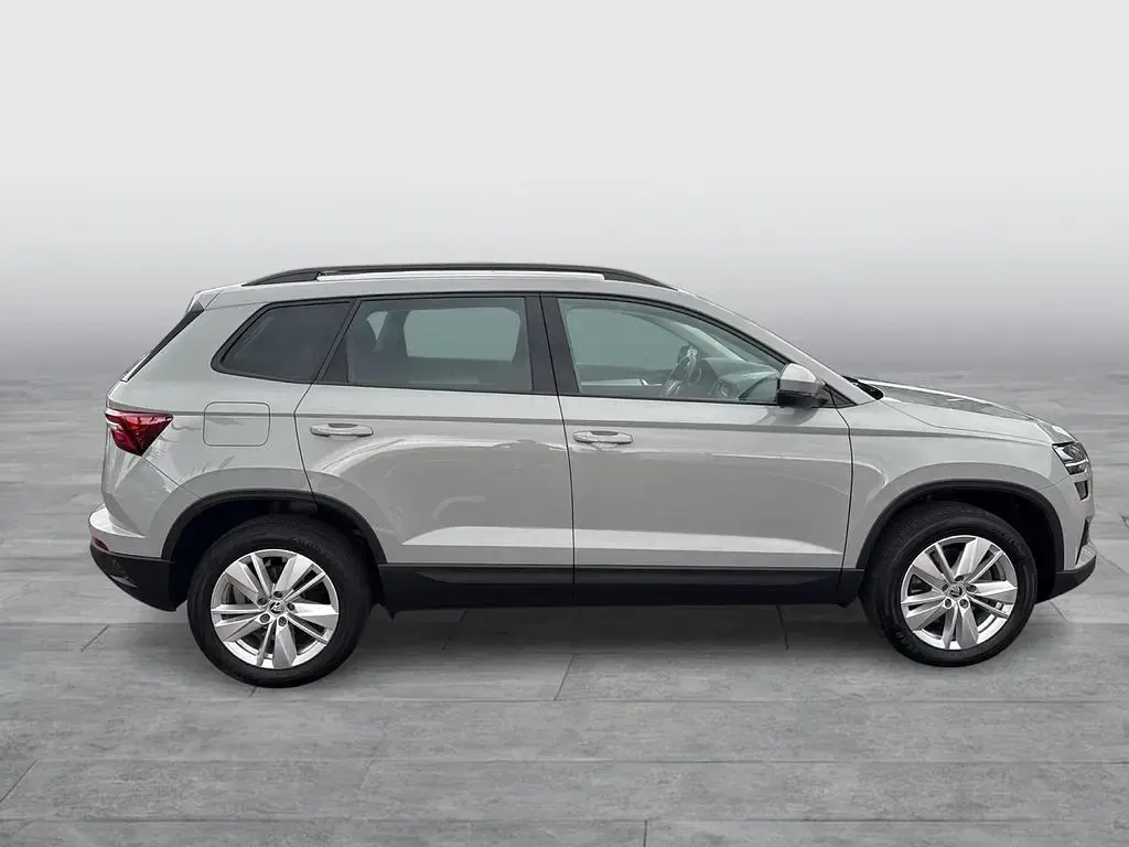 Gebraucht Skoda Karoq Selection 150 PS (110 kW) 2024 Grau SUV