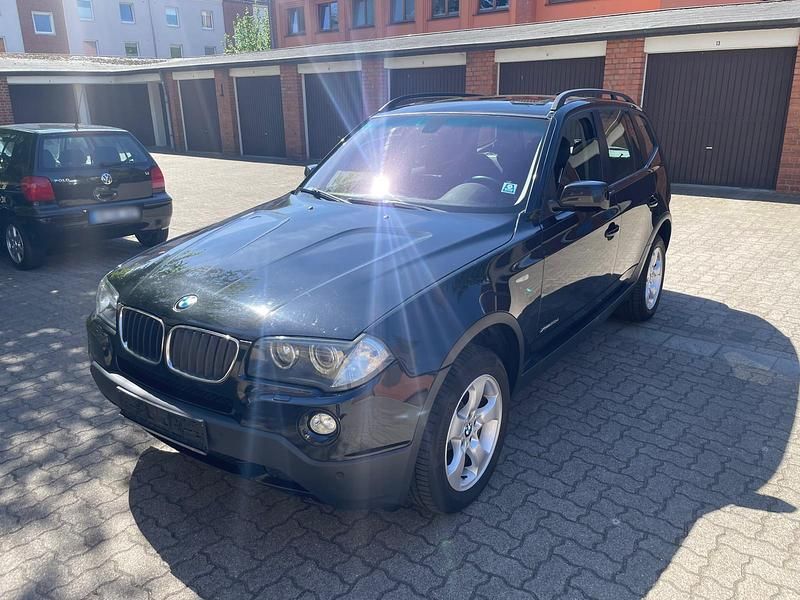 Gebraucht BMW X3 140 PS (102 kW) 2009 Schwarz SUV