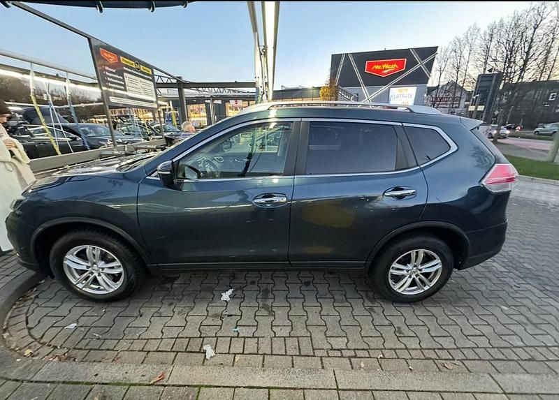 Grau Gebraucht 2018 Nissan X-Trail SUV | 17.500 € (Guter Preis) - Bild 1/4