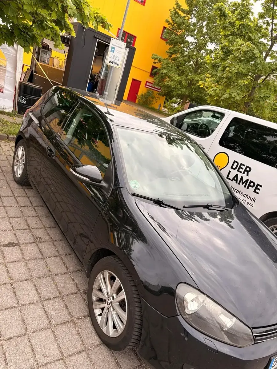 Gebraucht VW Golf VI 122 PS (89 kW) 2011 Schwarz Kleinwagen