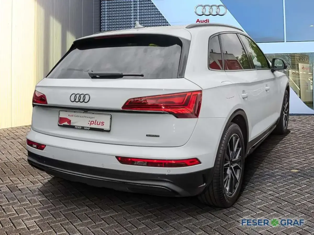 Gebraucht Audi Q5 Ambiente 299 PS (219 kW) 2025 Gletscherweiß metallic SUV