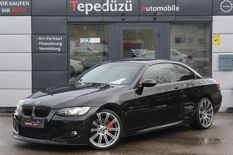 Schwarz Gebraucht 2009 BMW 325 Cabriolet Comfort Edition Cabrio | 12.499 € (Fairer Preis) - Bild 1/4