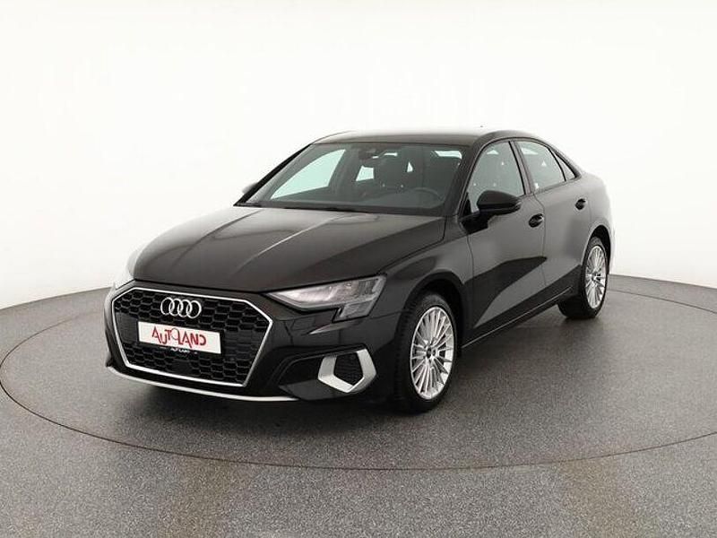 Schwarz Gebraucht 2022 Audi A3 Ambiente Limousine | 25.990 € (Fairer Preis) - Bild 1/4