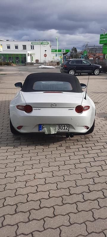 Gebraucht Mazda MX5 Sports-Line 160 PS (117 kW) 2016 Weiß Cabrio