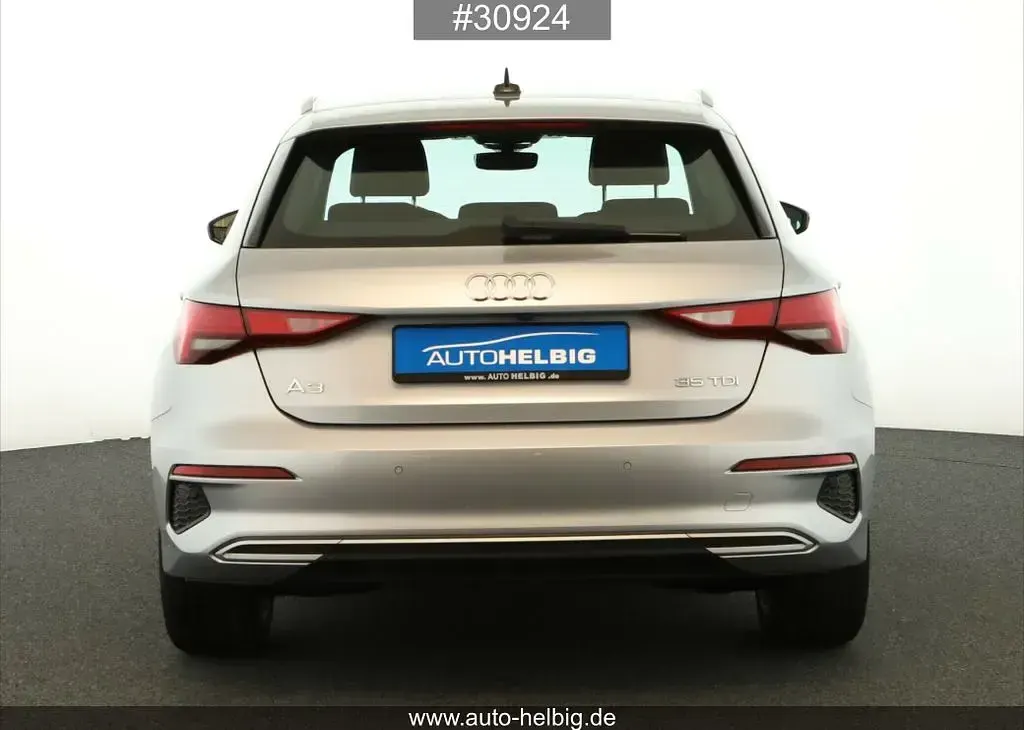 Brugt Audi A3 Advanced 150 HK (110 kW) 2022 Sølv Sedan