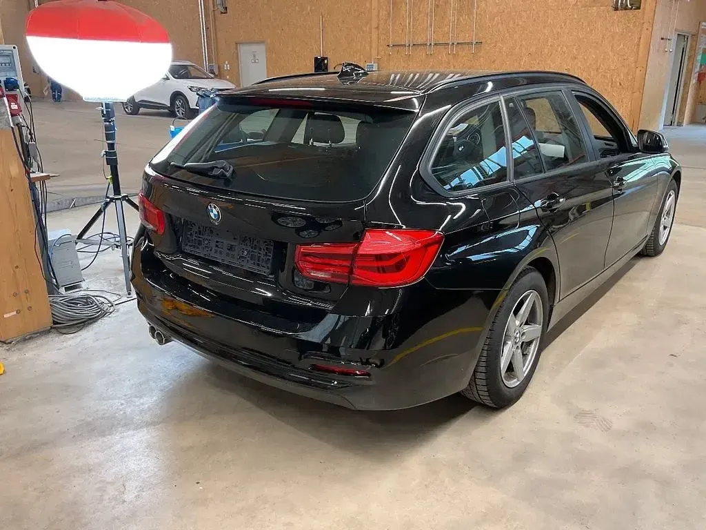 Gebraucht BMW 320 190 PS (139 kW) 2017 Schwarz Kombi