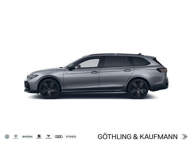 Diabasgrau metallic grenadills Neu 2025 VW Passat R-line Kombi | 80.175 € - Bild 1/4