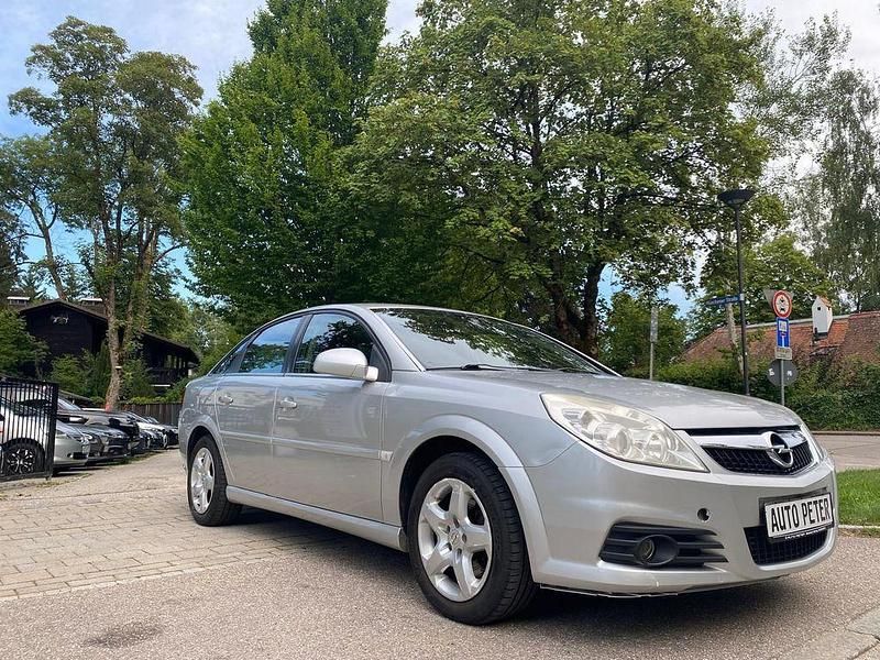 Gebraucht Opel Vectra Edition 175 PS (128 kW) 2007 Silber Limousine