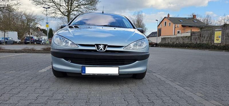Gebraucht Peugeot 206 75 PS (55 kW) 2003 Blau Limousine