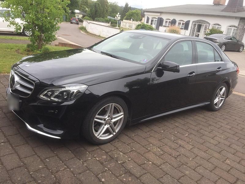 Gebraucht Mercedes E350 AMG 252 PS (185 kW) 2014 Schwarz Limousine