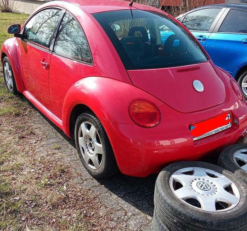 Gebraucht VW New Beetle 116 PS (85 kW) 1999 Rot Kleinwagen