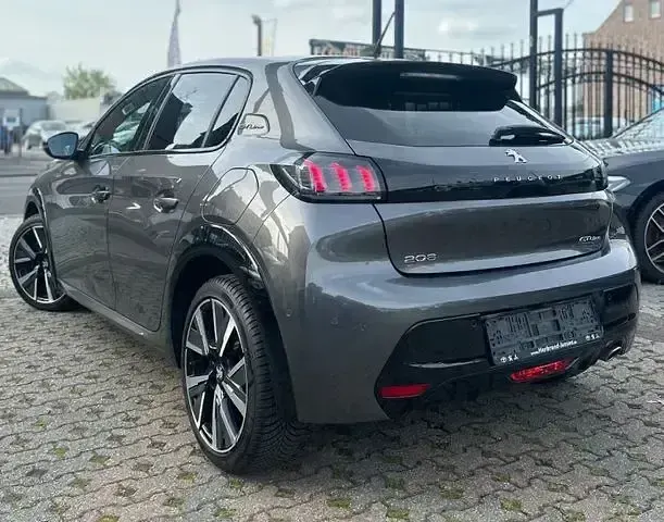 Gebraucht Peugeot 208 GT-line 101 PS (74 kW) 2020 Grau Kleinwagen