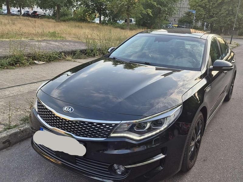 Schwarz Gebraucht 2017 Kia Optima GT-Line Limousine | 16.250 € (Fairer Preis) - Bild 1/4