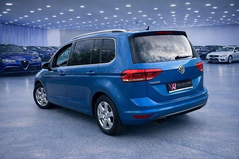 Gebraucht VW Touran Highline 150 PS (110 kW) 2016 Blau Van / Kleinbus