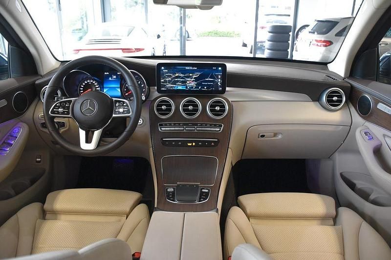 Blau Gebraucht 2020 Mercedes GLC200 Exclusive SUV | 38.990 € (Fairer Preis) - Bild 1/4