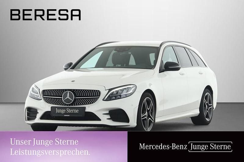 Weiß Gebraucht 2020 Mercedes C200 AMG Kombi | 28.880 € (Etwas zu teuer) - Bild 1/3