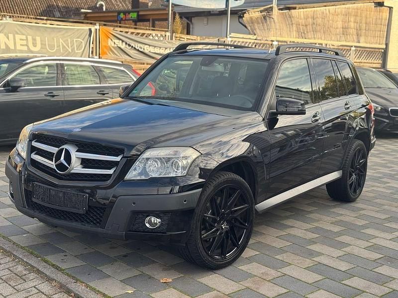 Schwarz Gebraucht 2009 Mercedes GLK280 SUV | 8.999 € (Fairer Preis) - Bild 1/4