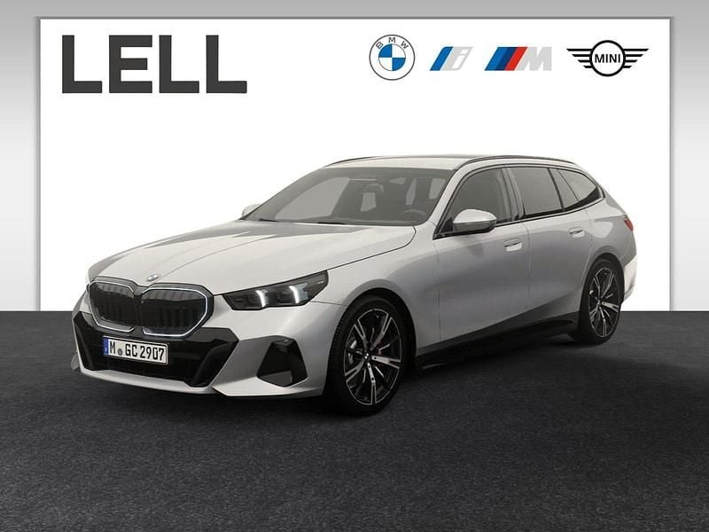 Weiß Neu 2025 BMW 520 M Sport Kombi | 64.990 € (Etwas zu teuer) - Bild 1/4