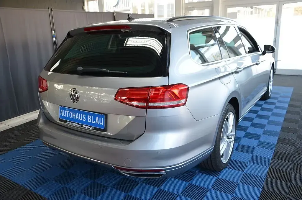 Gebraucht VW Passat 190 PS (139 kW) 2019 Silber Kombi