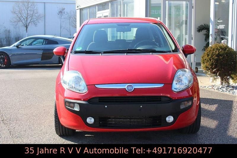 Gebraucht Fiat Punto Evo Dynamic 84 PS (61 kW) 2011 Rot Kleinwagen
