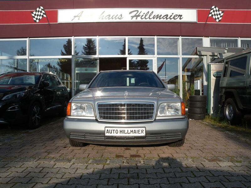 Silber Gebraucht 1993 Mercedes S500 Limousine | 16.444 € - Bild 1/4