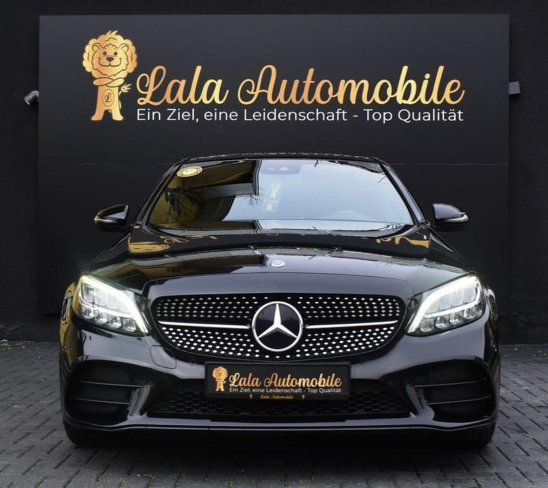 Gebraucht Mercedes C300 258 PS (189 kW) 2019 Grau Limousine