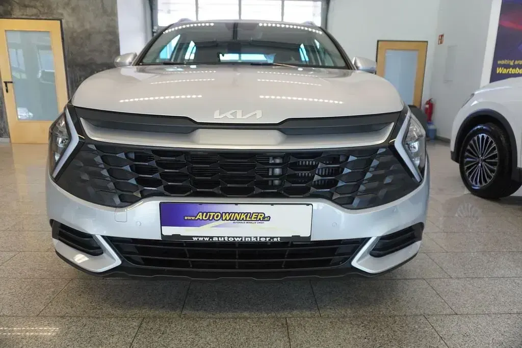 Gebraucht Kia Sportage 136 PS (100 kW) 2022 Silber SUV