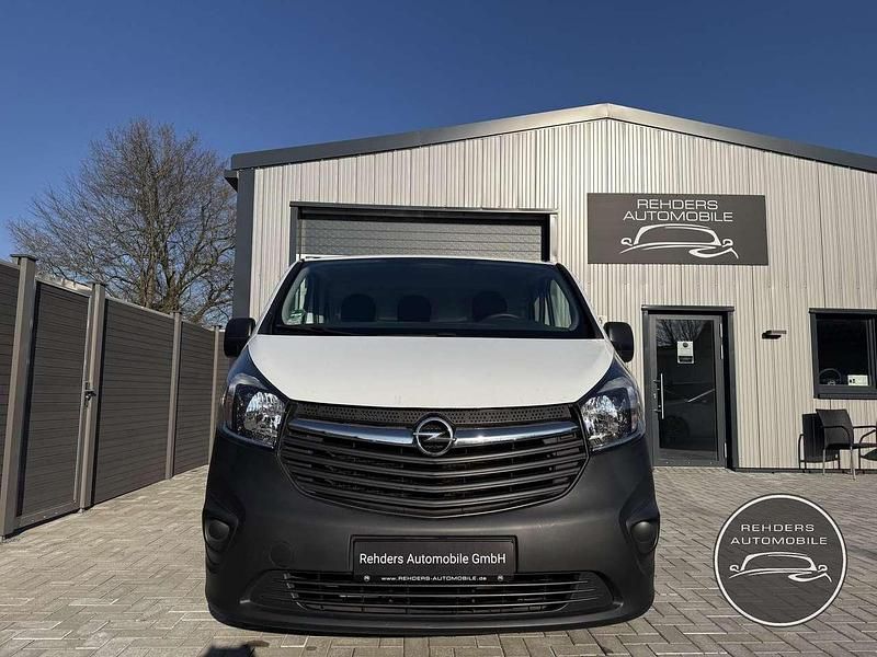 Second-hand Opel Vivaro 95 CP (69 kW) 2017 Alb Monovolum