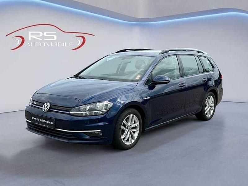Blau Gebraucht 2019 VW Golf VII Comfortline Kombi | 15.500 € (Fairer Preis) - Bild 1/4