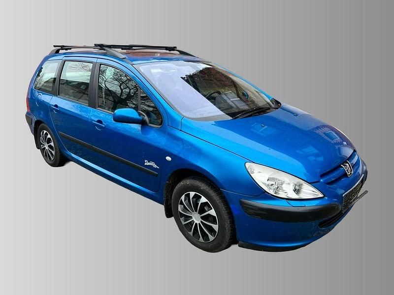 Blau Gebraucht 2002 Peugeot 307 Limousine | 2.800 € (Etwas zu teuer) - Bild 1/4