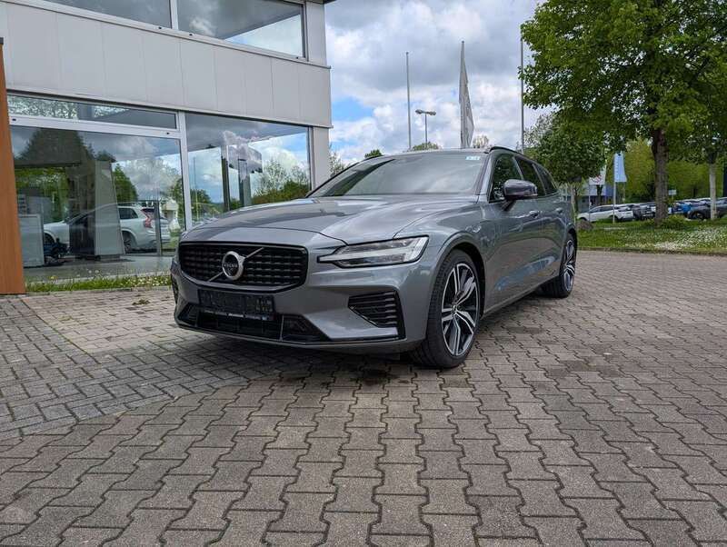 Osmium grey metallic Gebraucht 2020 Volvo V60 R-Design Kombi | 33.990 € (Teuer) - Bild 1/4
