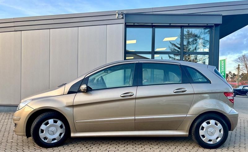Gebraucht Mercedes B170 116 PS (85 kW) 2006 Gold Van / Kleinbus