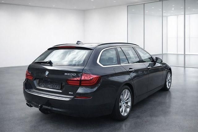 Gebraucht BMW 520 Luxury Line 190 PS (139 kW) 2016 Anthrazit (metallic) Kombi